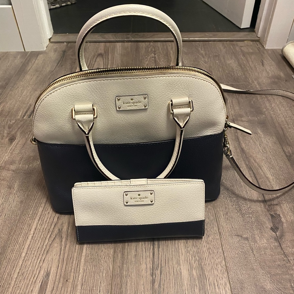 Matching Kate Spade purse and wallet